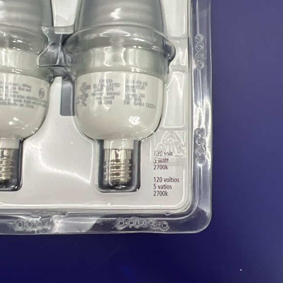 💡Ecosmart Dimmable Lightbulbs, 25w equivalent - Picture 4 of 5